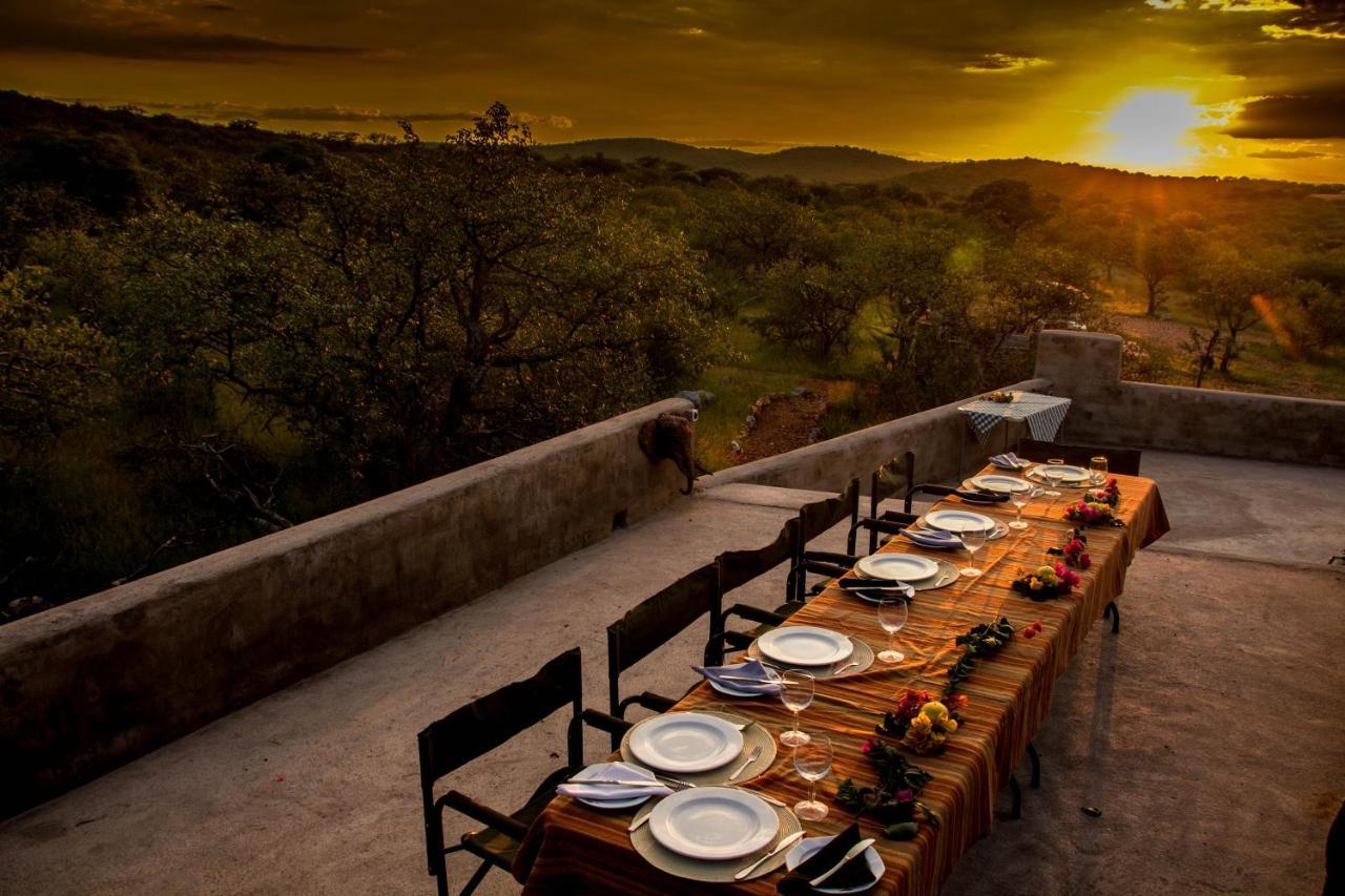 Okutala Etosha Lodge Outjo Exterior photo
